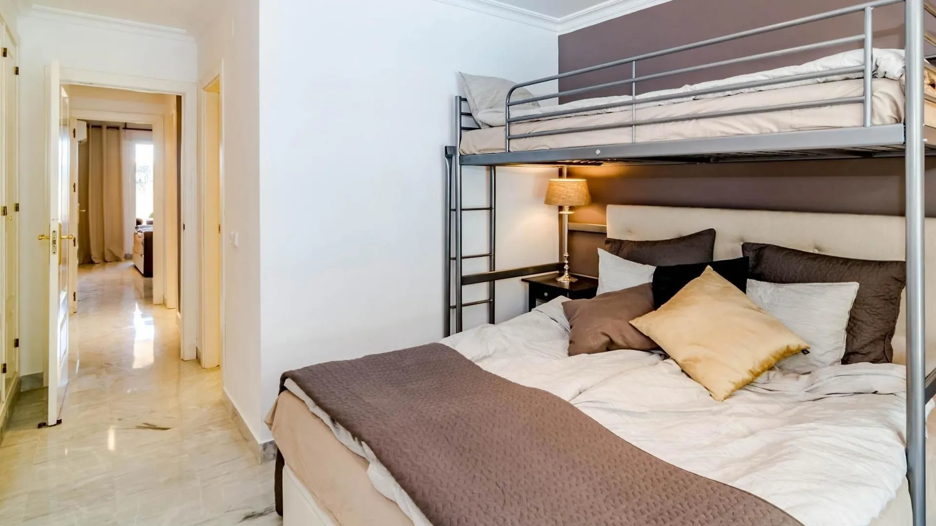 Sat1-Cozy 2 Bedroom Apt Near To Port Marbella Spain